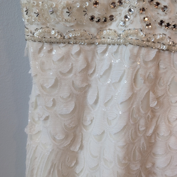 Sue Wong Beaded Sheath Wedding Dress V-Neck Sleeveless - Picture 4 of 9